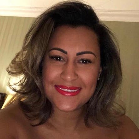 Andreia Fonseca - Tântra é um terapia totalmente receptiva, bastante afetuosa, que desenvolve seu potencial orgástico.
Uma experiencia prazerosa!