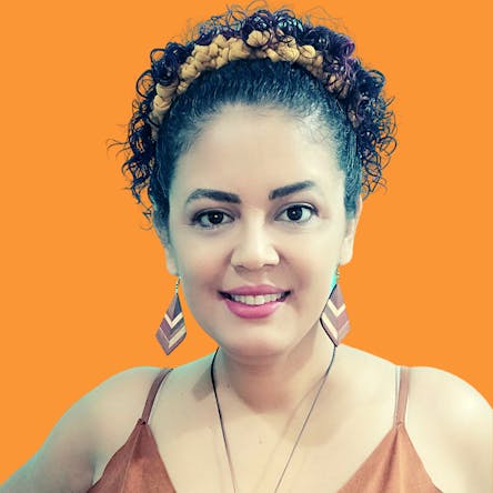 Thaís Devamani - Terapeuta Tântrica e Multidimensional.
Coordenadora do Shambhalla Terapias, um espaço terapêutico localizado em São Cristóvão/RJ.