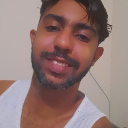 João Pedro Reis - Olá, sou João Pedro Reis terapeuta holístico especialista em massagem tântrica e credenciado aos principais órgãos ligados a área.